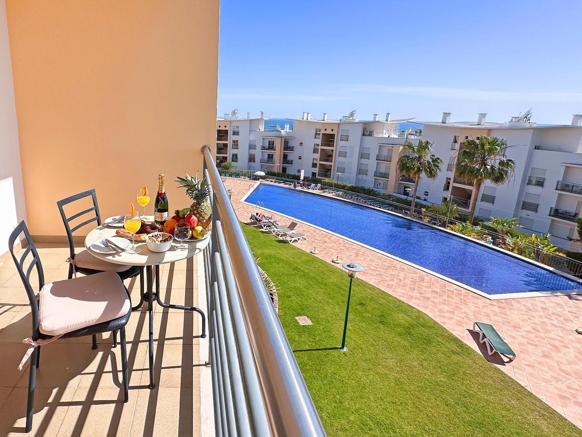 Modern Ocean, Garden & Pool View Condo By Becherish Albufeira Zewnętrze zdjęcie