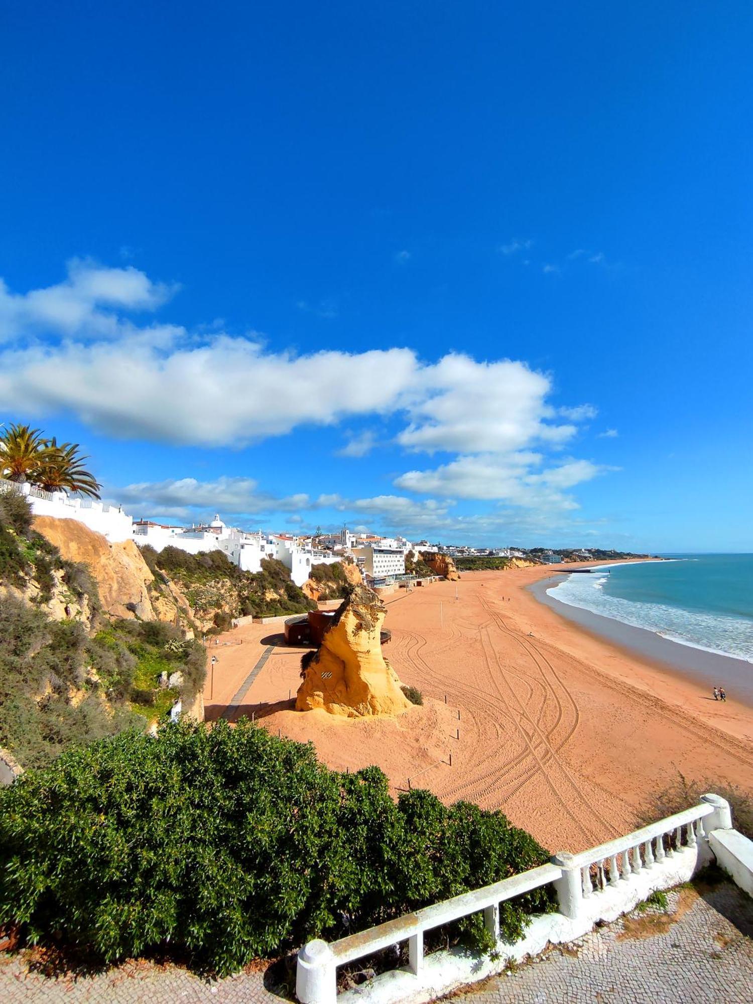 Modern Ocean, Garden & Pool View Condo By Becherish Albufeira Zewnętrze zdjęcie