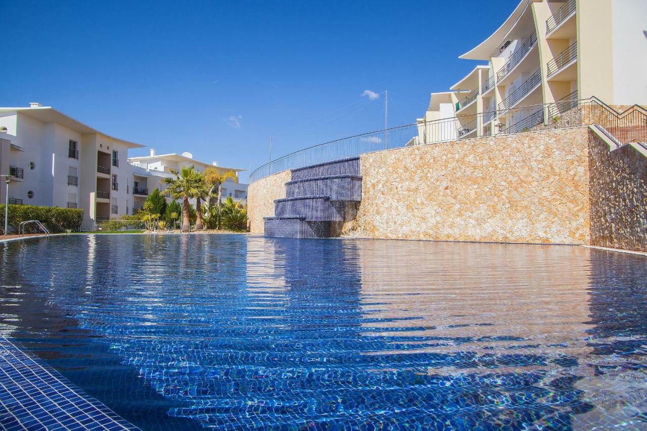 Modern Ocean, Garden & Pool View Condo By Becherish Albufeira Zewnętrze zdjęcie